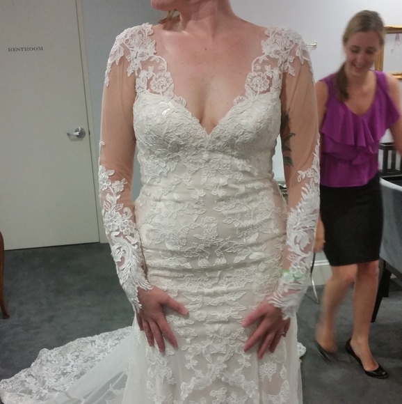 Martina Liana Dresses & Skirts - Martina Liana 675LS Long Sleeve Wedding Dress